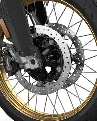 We see the rims in anodised gold.