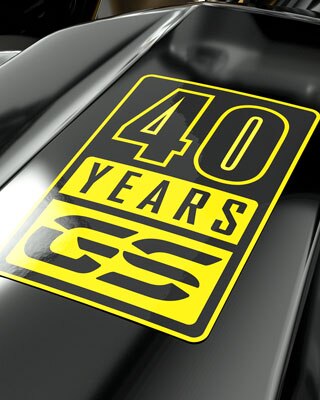 We see a close-up of the yellow 40 Years GS sticker.