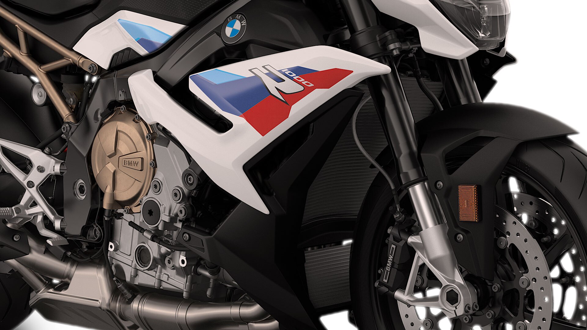 We see the M package with the M colours on the S 1000 R.
